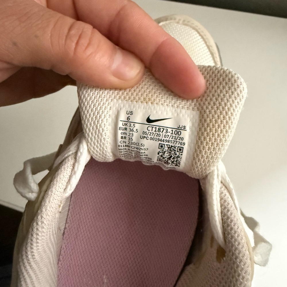 Nike Women's Sneakers - Cream and Pink - Picture 7 of 7